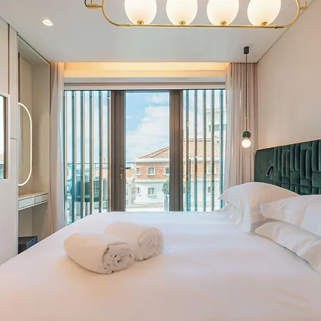 Luster Hotel 5*