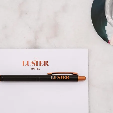 Luster Hotell