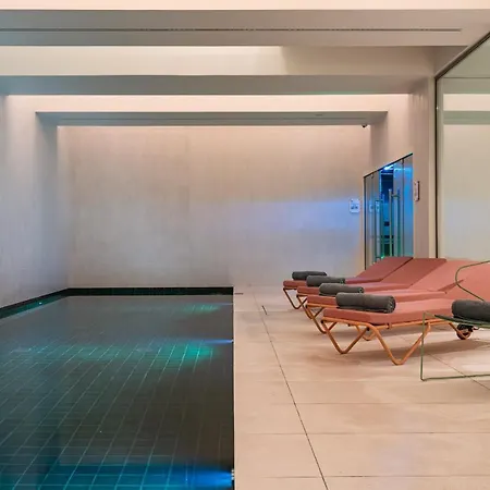 Luster Hotell