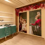 Отель Luster