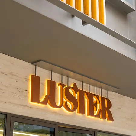 Luster 4*